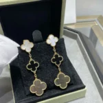 [VCA]CLOVER 3 MOTIF MOP ONYX DARK MOP GOLD EARRINGS - Image 4