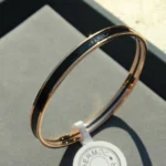 [HM]HM UNI BANGLE BAG - Image 3