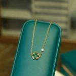 [LV]SUN MALACHITE 1 DIAMOND GOLD BRACELET - Image 7