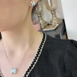 [HM]POP H SKY BLUE NECKLACE - Image 2