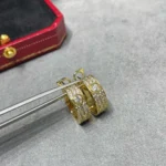 [CA]LOVE 5.5MM DIAMOND PAVED EARRINGS - Image 7