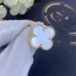 [VCA]CLOVER WHITE MOP RING - Image 4