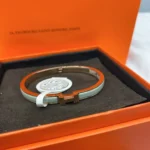 [HM]CLASSIC HM CLIC GREEN 8MM ENAMEL BRACELET - Image 9