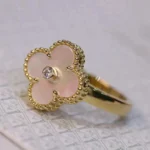 [VCA]CLOVER WHITE MOP RING GOLD DIAMOND - Image 4