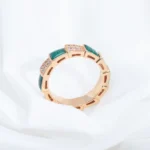 [BV]SERPENTI RING GOLD MALACHITE DIAMOND PAVED 4MM - Image 5