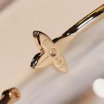 [LV]IDYLLE GOLD OPEN BRACELET DIAMOND PAVED - Image 9