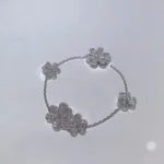 [VCA]FRIVOLE SILVER 5 FLOWERS BRACELET - Image 2