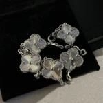 [VCA]CLOVER SILVER 5 MOTIFS BRACELET - Image 6