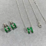 [HM]POP H GREEN NECKLACE SILVER AND GOLD - Image 5