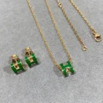 [HM]POP H GREEN NECKLACE SILVER AND GOLD - Image 2