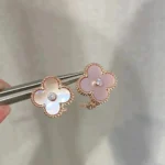 [VCA]CLOVER MEDIUM 1 MOTIFS  PINK MOP DIAMOND EARRINGS - Image 5