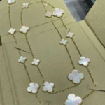[VCA]CLOVER 16 MOTIF WHITE MOP GOLD NECKLACE - Image 5