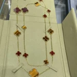 [VCA]CLOVER 16 MOTIF CARNELIAN TIGER EYE GOLD NECKLACE - Image 2