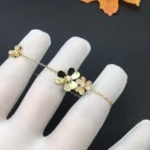[VCA]FRIVOLE GOLD 5 FLOWERS BRACELET - Image 3
