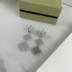 [VCA]CLOVER 3 MOTIF DIAMOND SILVER DROP EARRINGS - Image 4