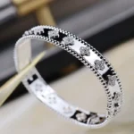 [VCA]CLOVER BRACELET 8MM DIAMONDS - Image 7