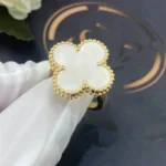 [VCA]CLOVER WHITE MOP RING - Image 2