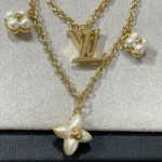 [LV]FLOWERGRAM GOLD MOP DOUBLE ROW NECKLACE - Image 3