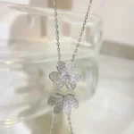 [VCA]FLOWER DIAMOND NECKLACE - Image 2
