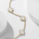 [VCA]CLOVER 10 MOTIFS WHITE MOTHER OF PEARL NECKLACE - Image 8
