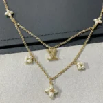 [LV]FLOWERGRAM GOLD MOP DOUBLE ROW NECKLACE - Image 5