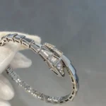 [BV]SERPENTI BRACELET DIAMONDS SILVER - Image 7