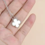 [VCA]CLOVER  15MM WHITE MOTHER-OF-PEARL SILVER - Image 4