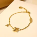 [LV]LOGO STAR MOTIF GOLD BRACELET - Image 2