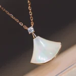 [BV]DREAM NECKLACE WHITE MOP PINK GOLD 1 DIAMOND - Image 4