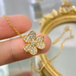 [VCA]FLOWER DIAMOND NECKLACE - Image 4