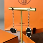 [HM]CHAINE VERSO BLACK CERAMIC EARRINGS - Image 8