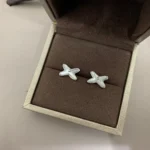 [CMT]JEUX DE WHITE MOP DIAMOND EARRINGS - Image 2