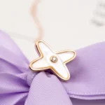 [CMT]JEUX DE WHITE MOP PINK GOLD DIAMOND EARRINGS - Image 4