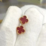 [VCA]CLOVER MINI 9.5MM CARNELIAN EARRINGS - Image 2