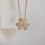 [VCA]FLOWER DIAMOND NECKLACE - Image 3