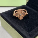 [VCA]CLOVER RIVERSIBLE ROSE GOLD RING - Image 10