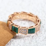 [BV]SERPENTI RING GOLD MALACHITE DIAMOND PAVED 4MM - Image 7