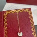 [CA]AMULETTE GOLD MOP NECKLACE - Image 7