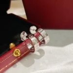 [CA]LOVE EARRINGS 5.7MM 2 DIAMONDS - Image 4