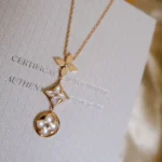 [LV]COLOR BLOSSOM LARIAT NECKLACE GOLD WHITE MOTHER PEARL AND DIAMOND - Image 7