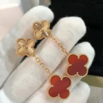 [VCA]CLOVER 2 MOTIF  LASER CARNELIAN EARRINGS - Image 2