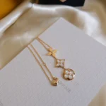 [LV]COLOR BLOSSOM LARIAT NECKLACE GOLD WHITE MOTHER PEARL AND DIAMOND - Image 4